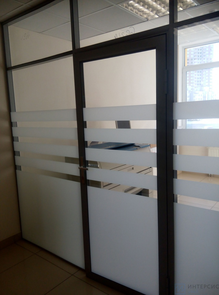 Перегородки с тонировкой в полоску