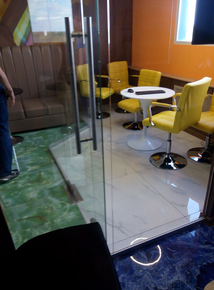 Стеклянные кабинеты