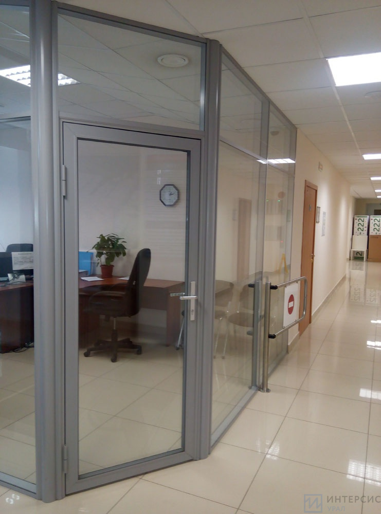 Перегородки в управляющей компании